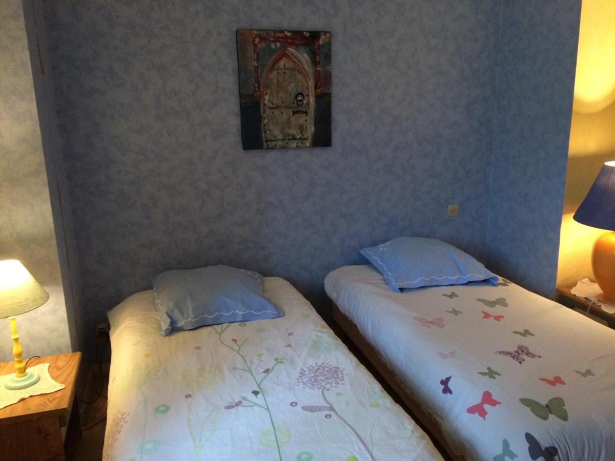Bed and Breakfast Auberge La Romaine Maizieres  Экстерьер фото